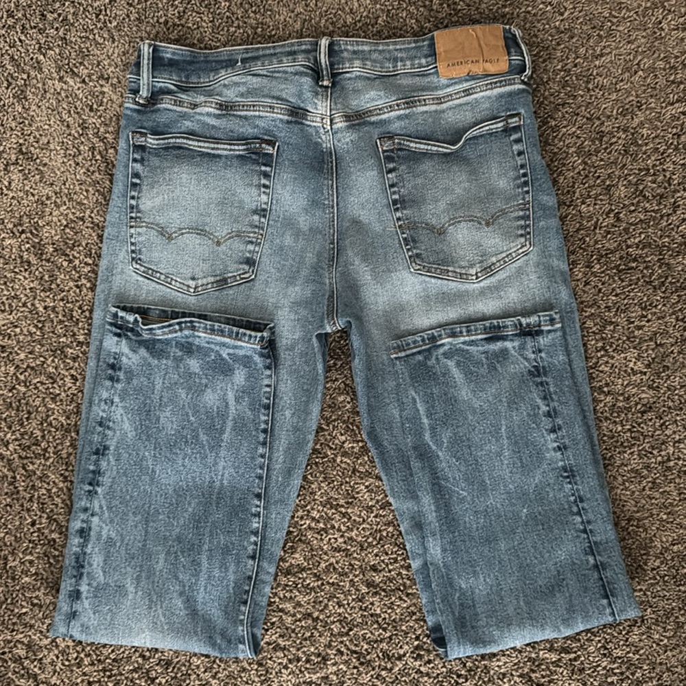 American Eagle Outfitters Men's Original Straight AirFlex Jeans. 
36 x 32 EUC